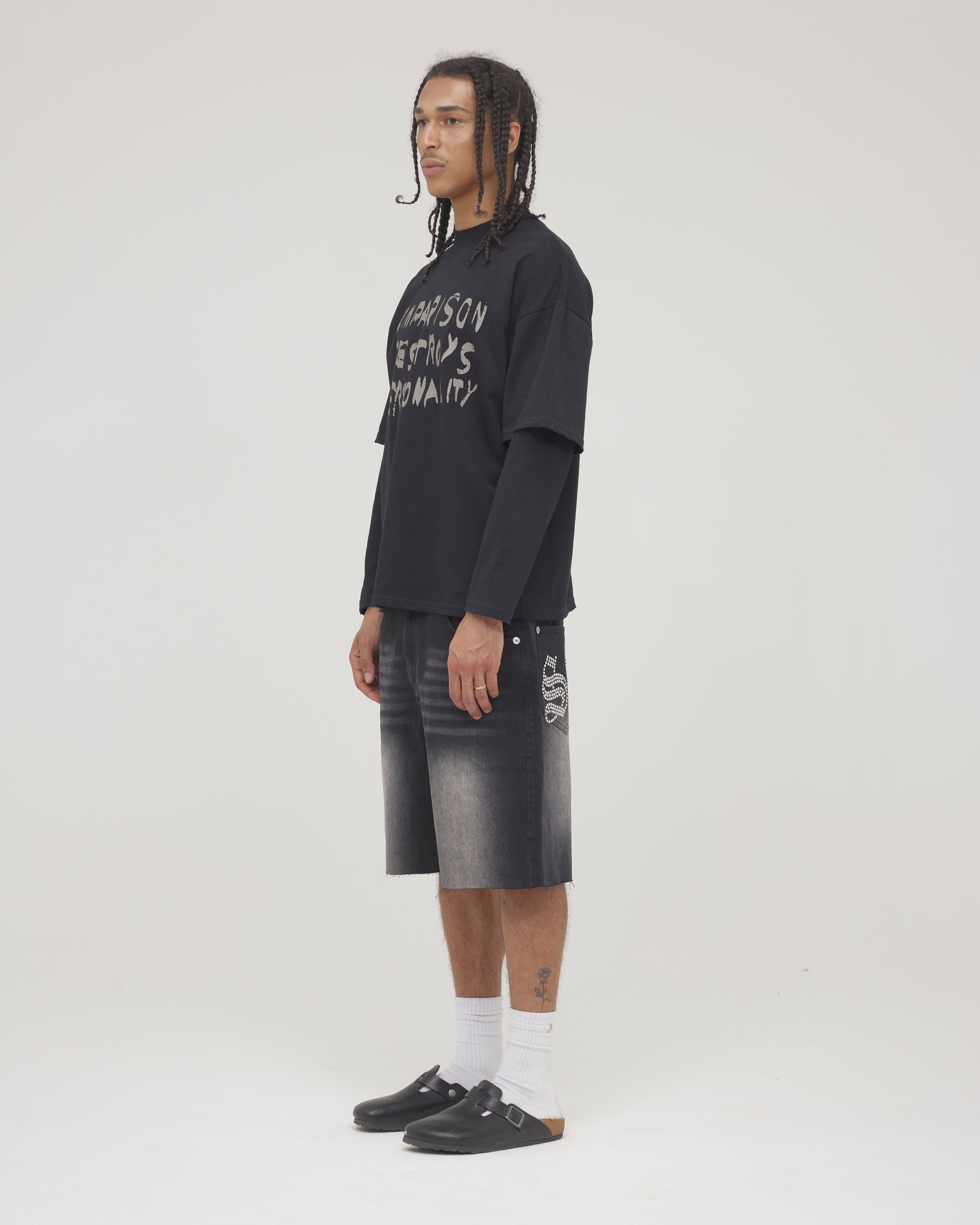 Manifest Longsleeve — Washed Black