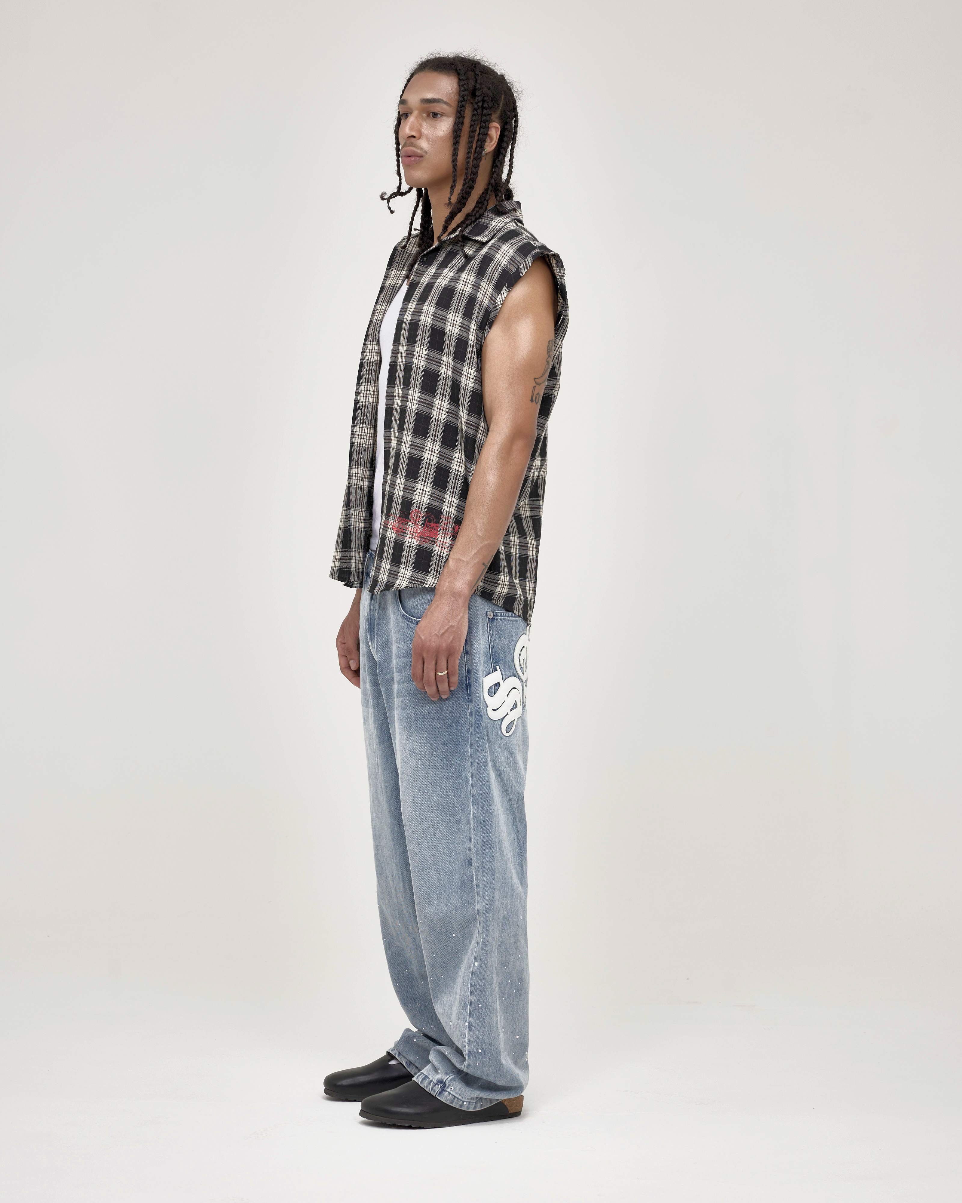 Members Only Sleeveless Flannel — Black